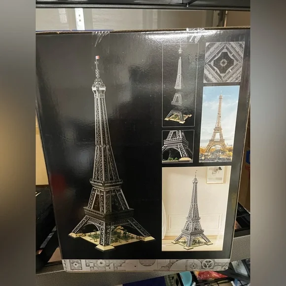 Eiffel Tower building block model: UNOPENED - Picture 3 of 4